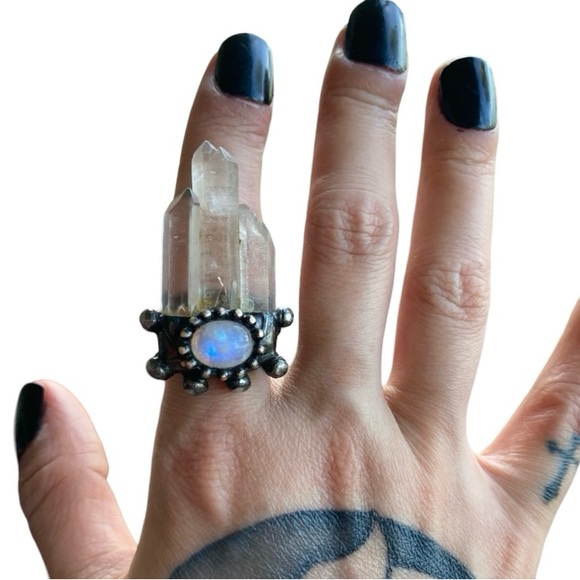 Natural iridescent flash moonstone gem triple crystal quartz adjustable ring - Picture 5 of 16